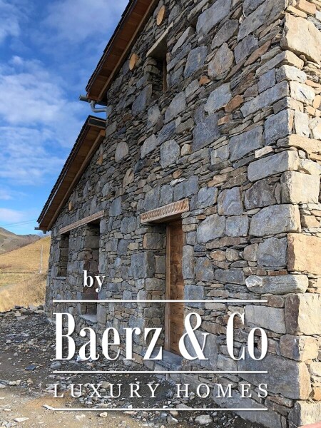 photo 7 Authentic mountain chalet on the slopes