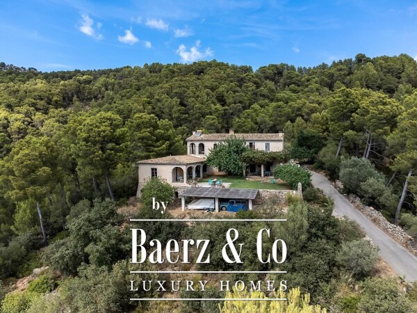 photo 2 Peace and tranquility in a beautiful rustic finca in the woods