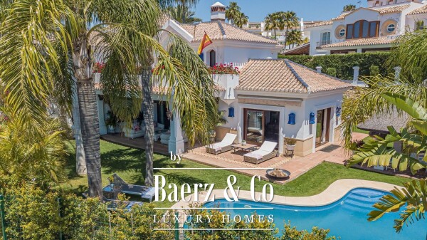 photo 19 Villa - Marbella East - Ref: 8192