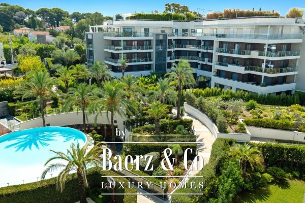 photo 28 Amazing Penthouse with Sea and Mountain view