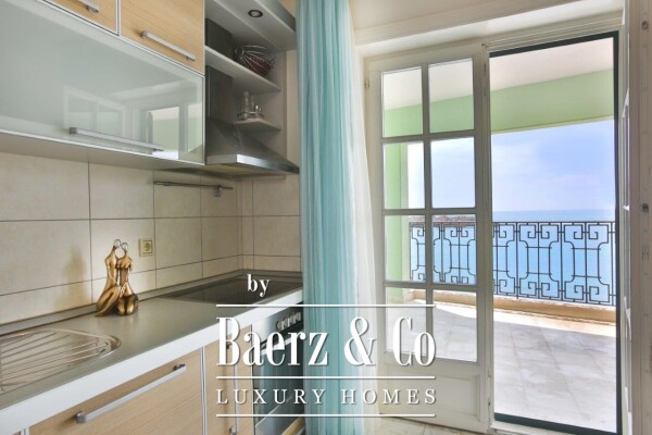 photo 19 Apartment on the Sveti Stefan Beach