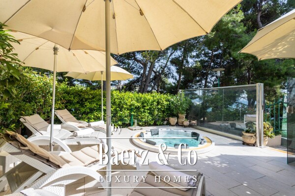 photo 37 Podstrana, a unique villa in the most desirable location in Split