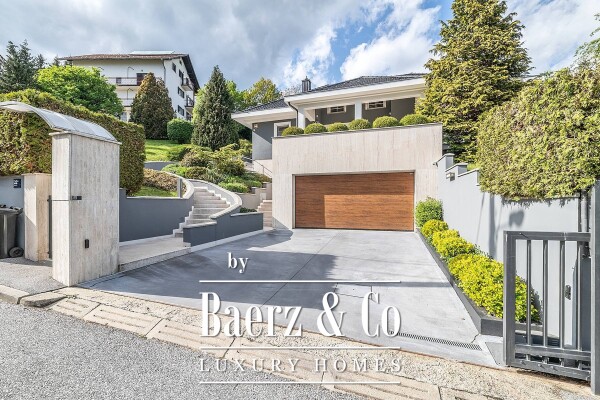 photo 3 Zagreb, Jelekovići, beautiful villa net area of 303.5 m2 on a plot of 1786 m2