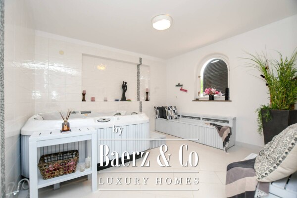 photo 53 Istria, Umag, beautiful house with pool, first row to the sea, NKP 430m2