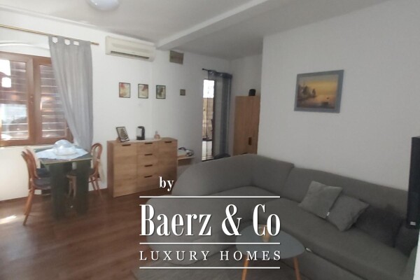 photo 28 The island of Brač, a stone house with a restaurant in a prime location