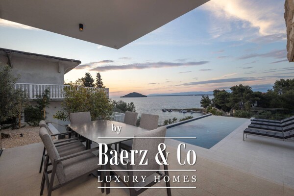 photo 24 Zadar archipelago on island, modern luxury villa with pool, right next to the sea