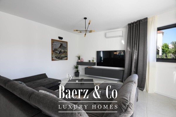 photo 34 Šibenik, luxury villa with swimming pool and basketball court