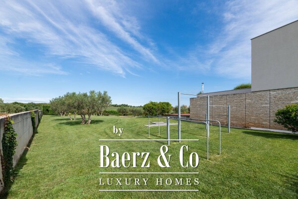 photo 48 Croatia, Istria, Umag: Stunning Villa with pool surrounded by olive groves