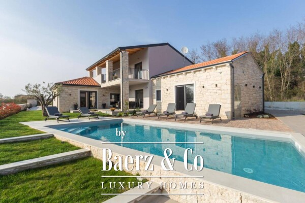 photo 29 Sveti Lovreč, a beautiful villa with a swimming pool on a landscaped garden of 1874m2