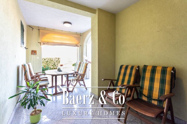 photo 31 Omiš, apartment house near the beach