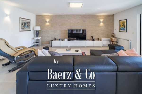 photo 104 Split, Čiovo, modern villa/boutique hotel with 8 apartments, first row to the sea