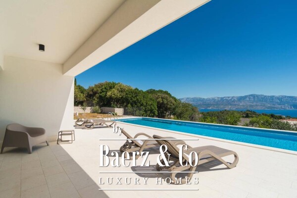 photo 5 Brač, Škrip, luxury villa with pool + building plot 1000 m2 with project