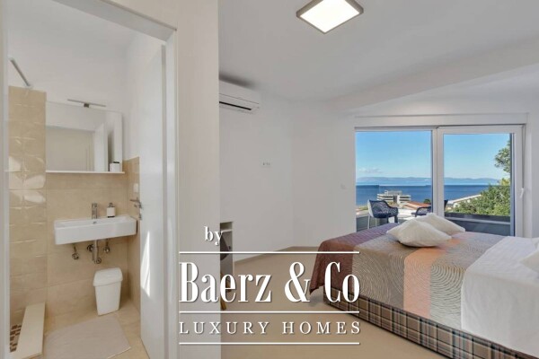 photo 17 Podgora, luxurious newly built villa with swimming pool