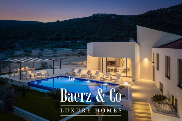 photo 3 Marina, an exceptional property near the sea