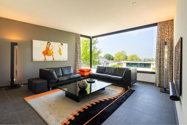 photo 14 Parmentierstraat 25