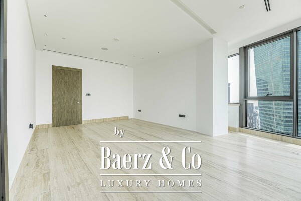 photo 15 Super Luxury | Penthouse | Vacant