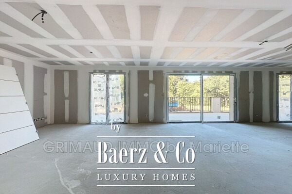 photo 7 Spacious apartment of 107 m², just steps from the beaches