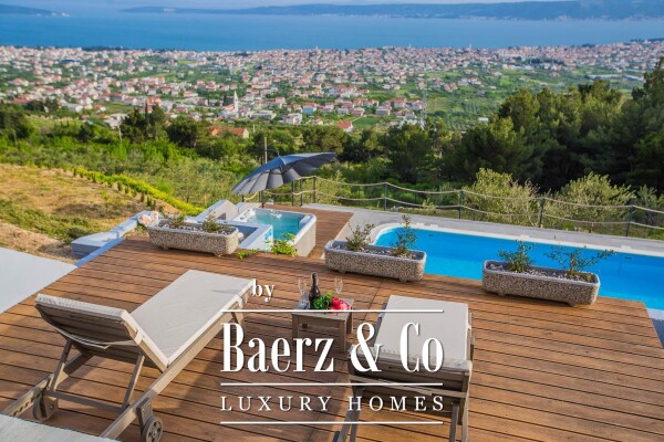 photo 6 Kaštela, Kaštel Stari, a unique villa with a magnificent view