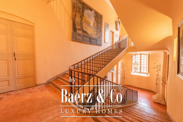 photo 8 Castle fully renovated with 16 hectares, 5.000 sqm and Helipad