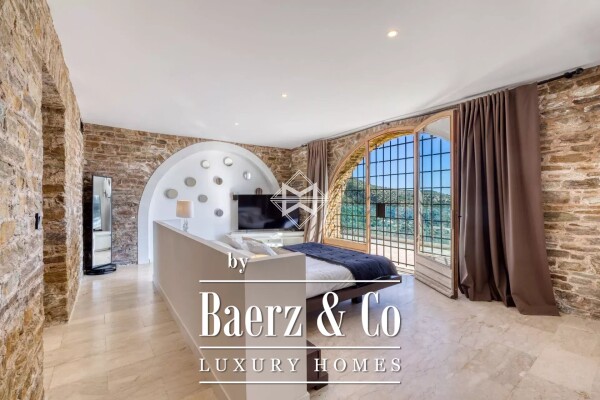 photo 16 Charming renovated Villa with sea View