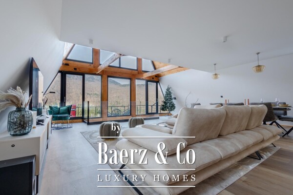 photo 5 Delnice, exclusive villa with a pool, covering an area of 298m²