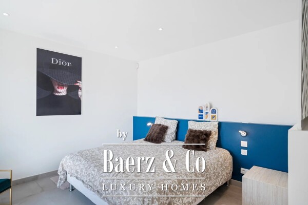 photo 13 Contemporary Elegance at the Gates of Cannes: Sea View & High-End Amenities