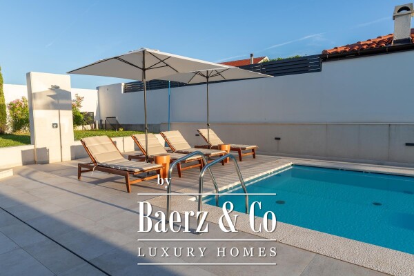 photo 4 Zadar, Vrsi, beautiful holiday home with swimming pool