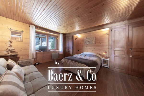 photo 21 TRADITIONAL 3 BEDROOM CHALET - WITH GARDEN