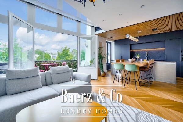 photo 9 Top Floor Duplex with Stunning Views of Île Seguin