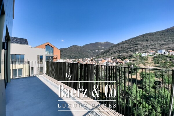 photo 3 Luxurious Two Bedroom Apartment in Tivat close to the Sea