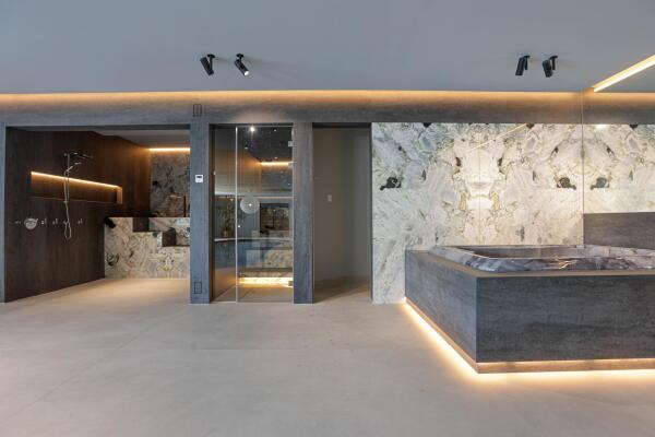 photo 24 Nieuw-Loosdrechtsedijk 227