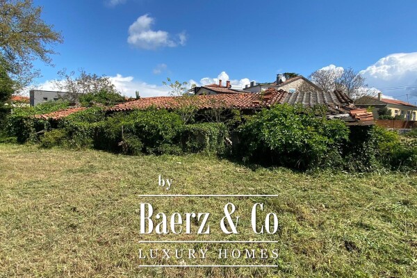 photo 33 Umag, beautiful istrian villa with sea view and building land of 1650 m2