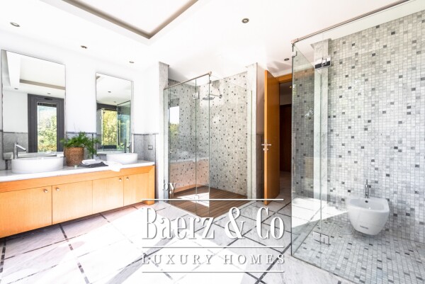 photo 14 Beautiful luxury home in Sotogrande, Sotogrande Alto - Los Altos de Valderrama