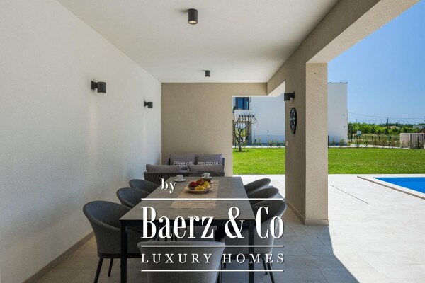 photo 15 Istria, Brtonigla, modern villa with swimming pool and jacuzzi