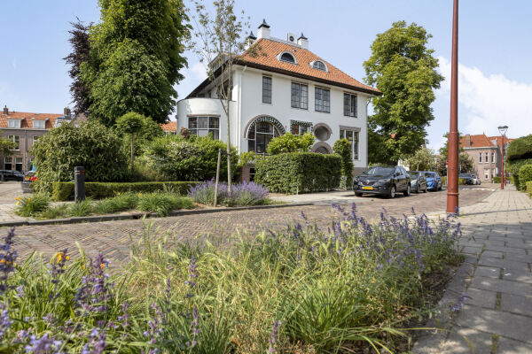 photo 57 Emmastraat 120