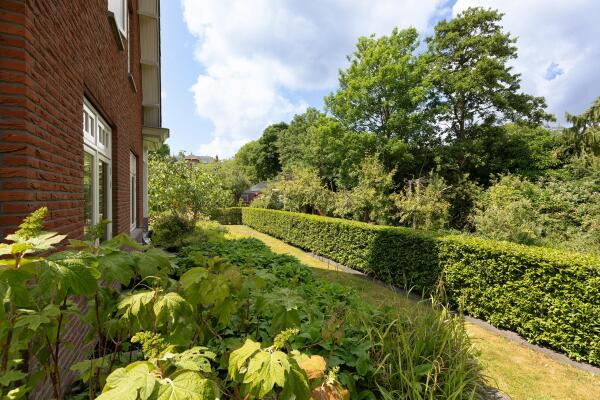 photo 40 Oostsingel 183