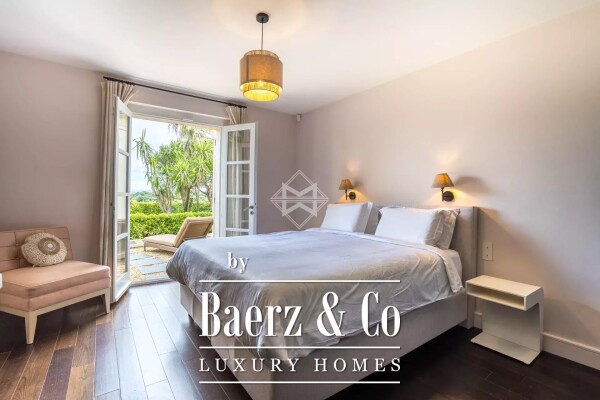 photo 13 Prestigious Villa in Les Marres – Sea View, eature and elegance