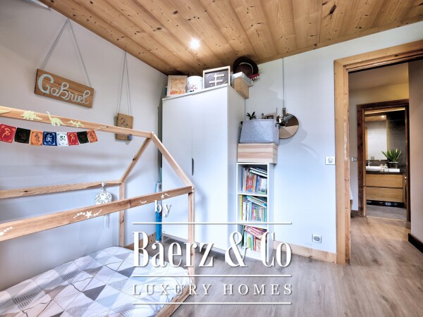 photo 4 3-Bedroom apartment -  village center