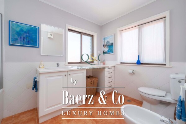 photo 9 Beautiful luxury home in Pechão