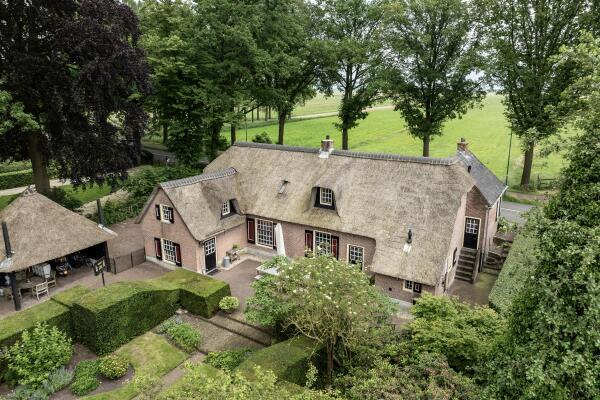 Video Wakkerendijk 170