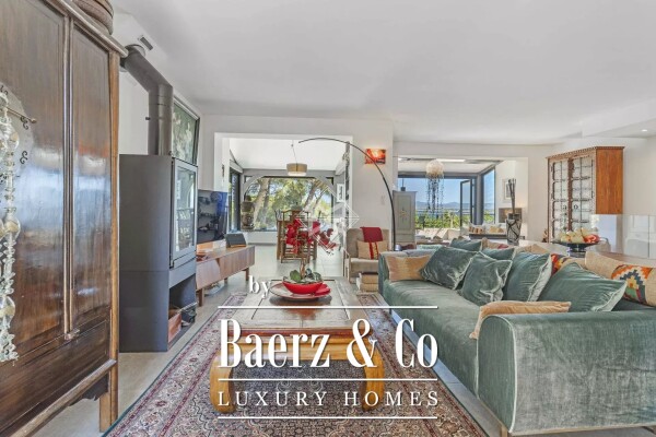 photo 7 Panoramic Sea View – A Rare Address in Giens