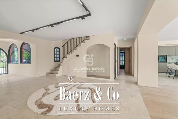 photo 8 Castellaras and absolute quiet, renovated Florentine villa