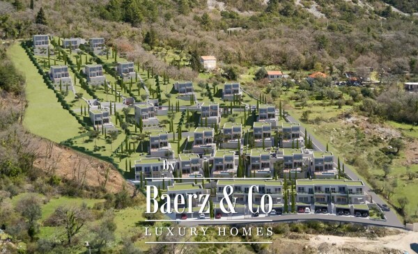 photo 3 Townhouse in Kotor Municipality with a Sea View