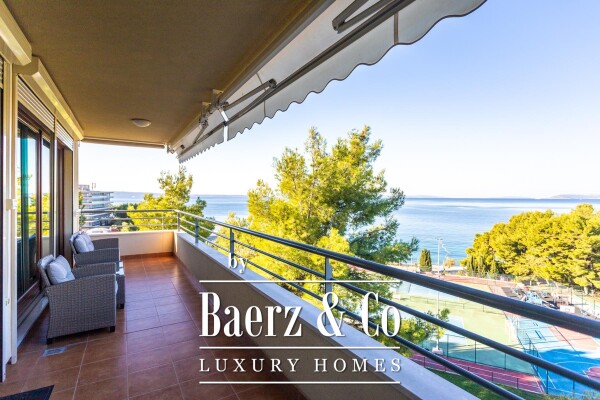 photo 17 Podstrana, luxurious apartment with panoramic sea view, first row to the see