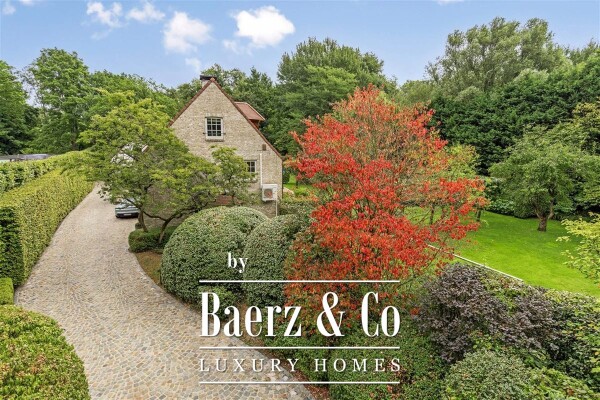 photo 6 Unieke villa op AAA locatie in hartje Vriesdonk met praktijk/bureelruimte!