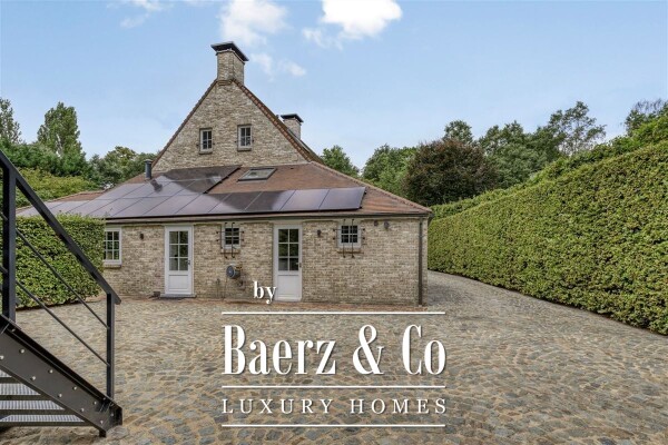 photo 41 Unieke villa op AAA locatie in hartje Vriesdonk met praktijk/bureelruimte!