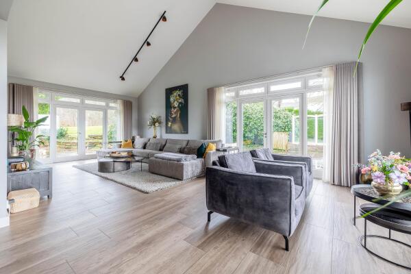 photo 6 Parallelweg 2