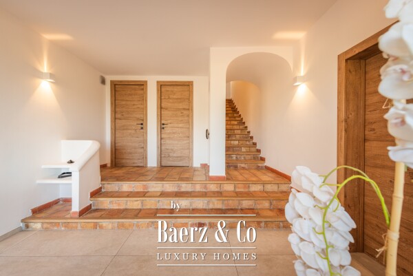 photo 7 Luxury 7-Bedroom Villa for Sale in Draguignan – 263 sqm with Garden, Swimming Pool, Garage & Guest House