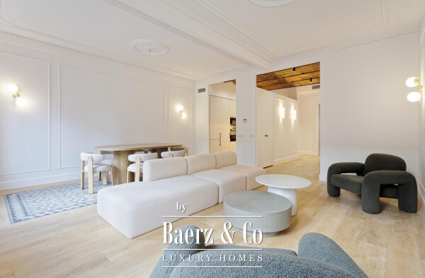 photo 2 Absolute Luxury: Exclusive Renovated Residence in a Historic Finca Regia   Eixample Dreta