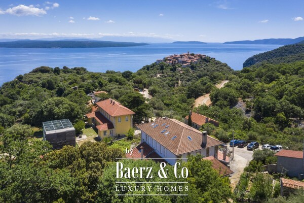 photo 1 Cres, Beli, investment opportunity on the Island of Cres, guesthouse with 12 Rooms and restaurant